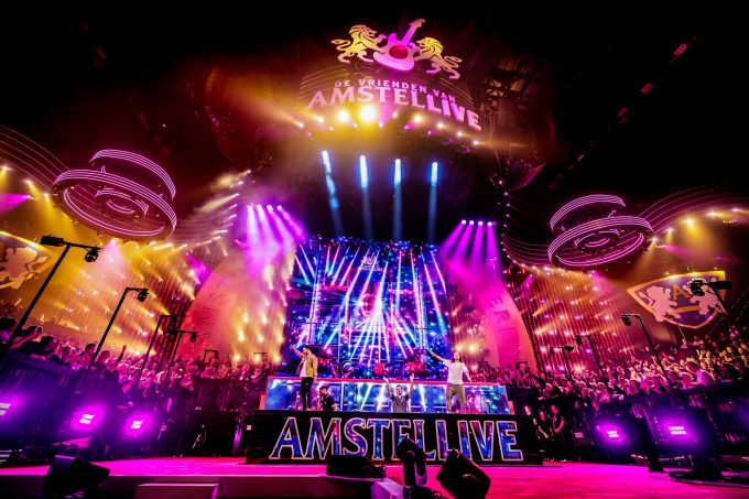 Vrienden van Amstel Live LED show with large screens